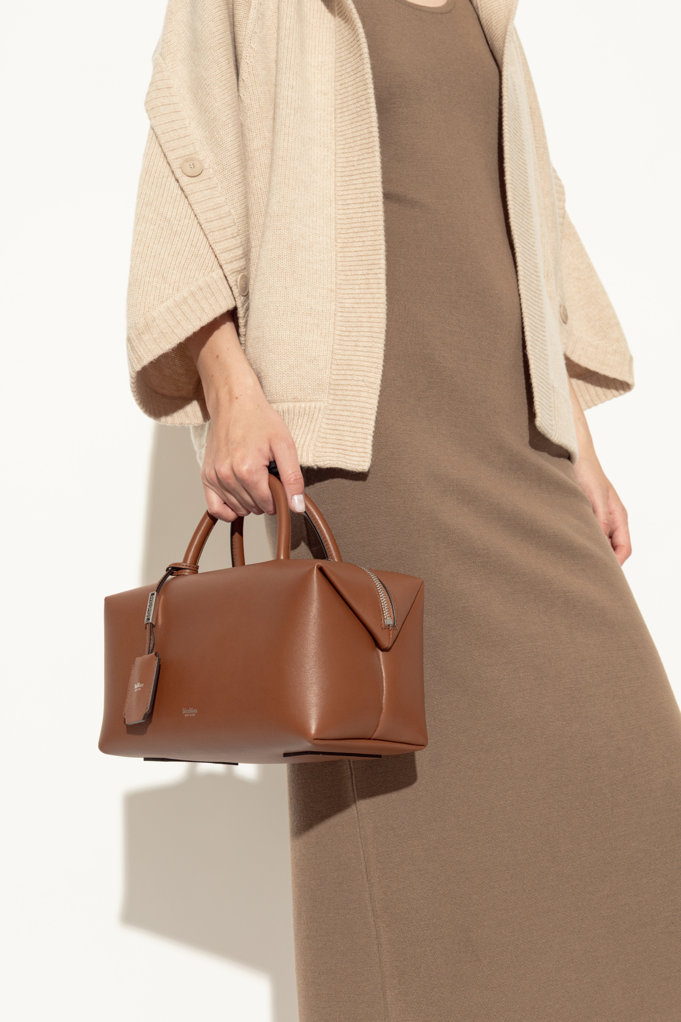 Max Mara HOLDALLM - Medium Satchel in Natural Leather